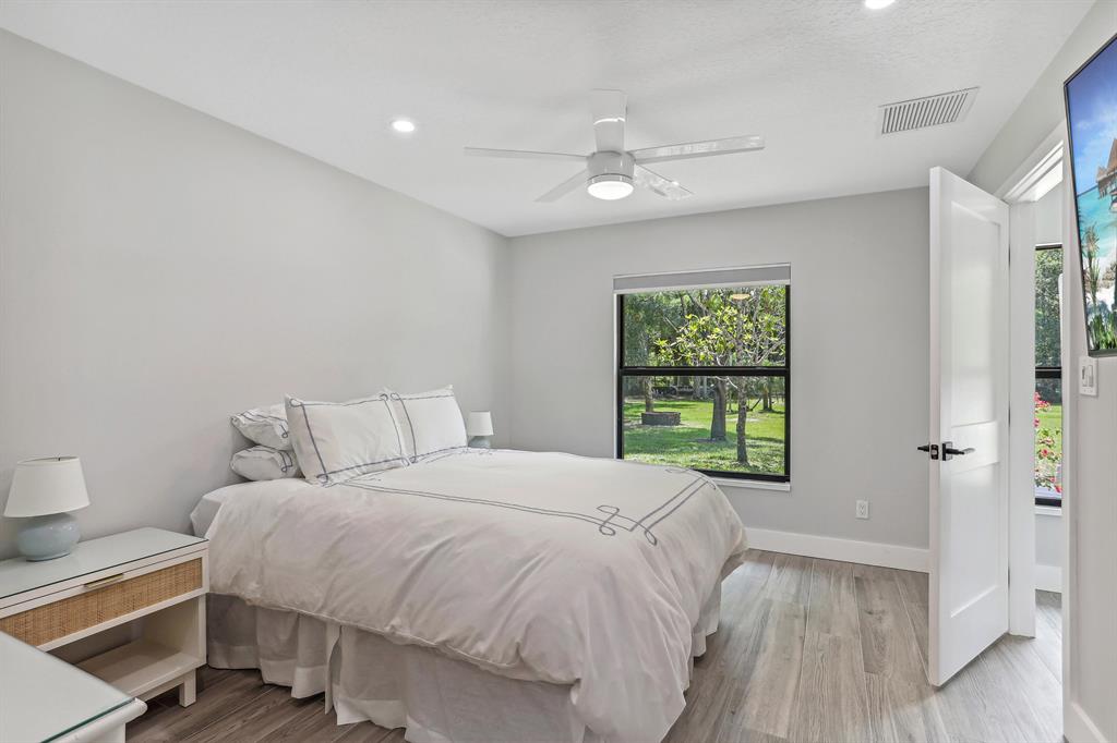 16419 106th Terrace N