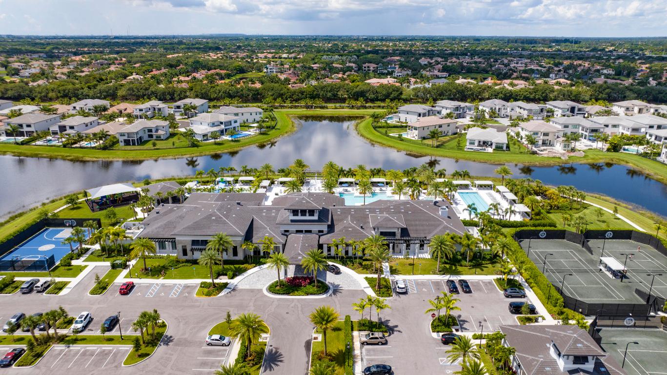 17073 Brulee Breeze Way