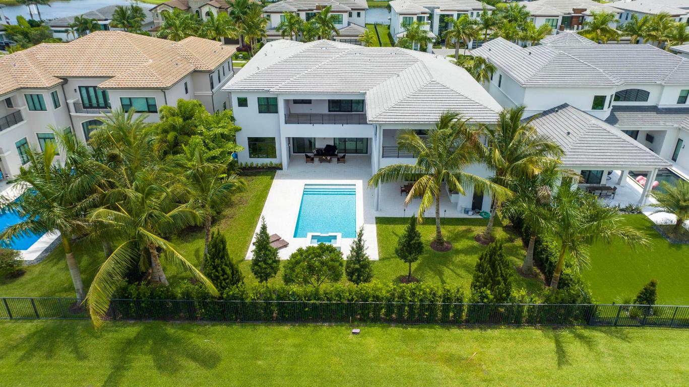 17073 Brulee Breeze Way