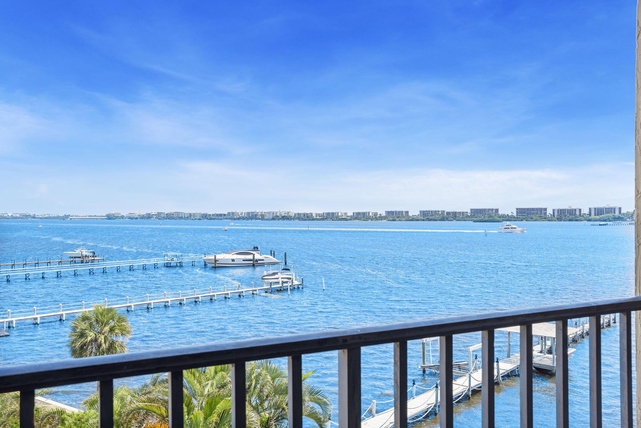 896 N Federal Highway Unit: #523