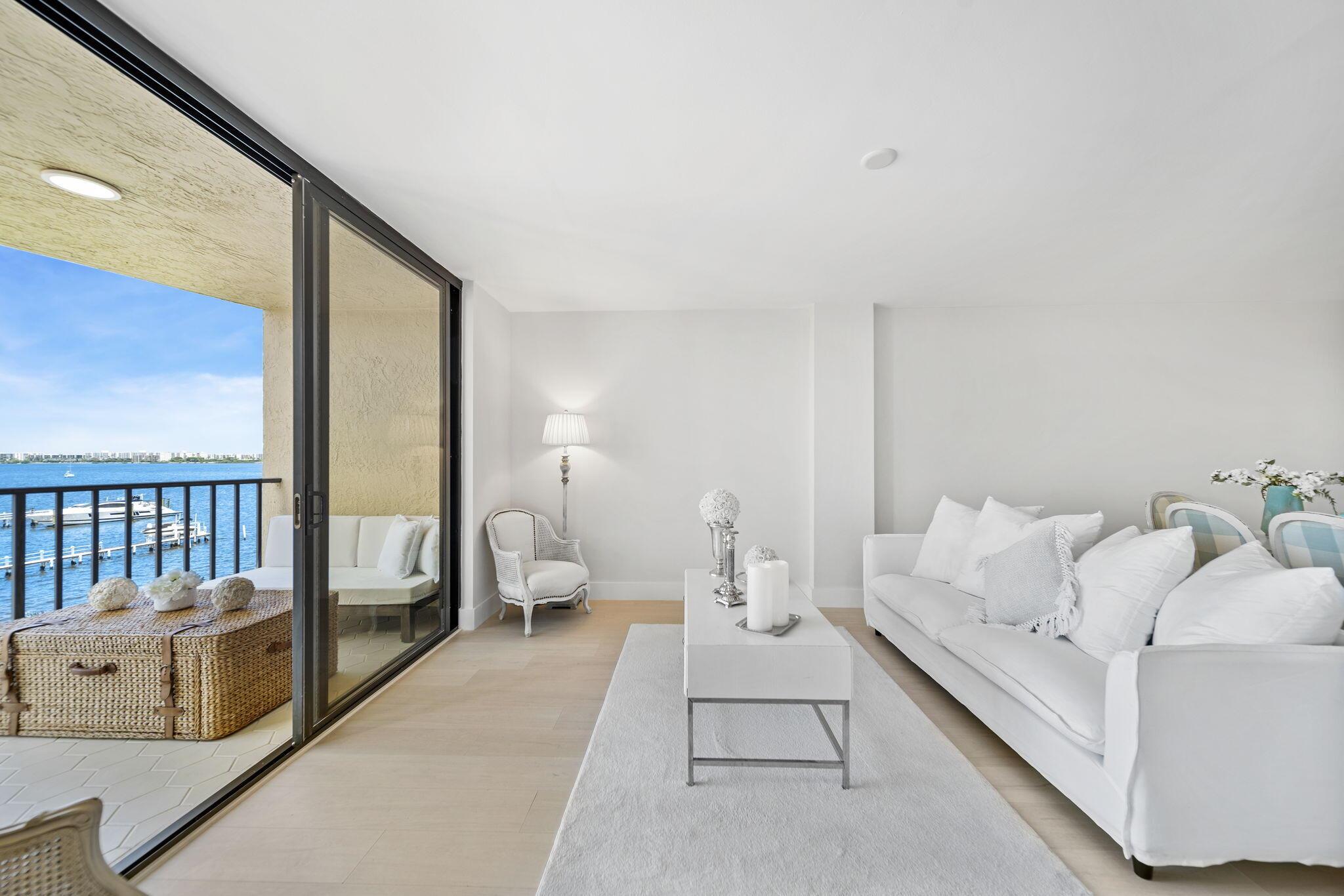 896 N Federal Highway Unit: #523