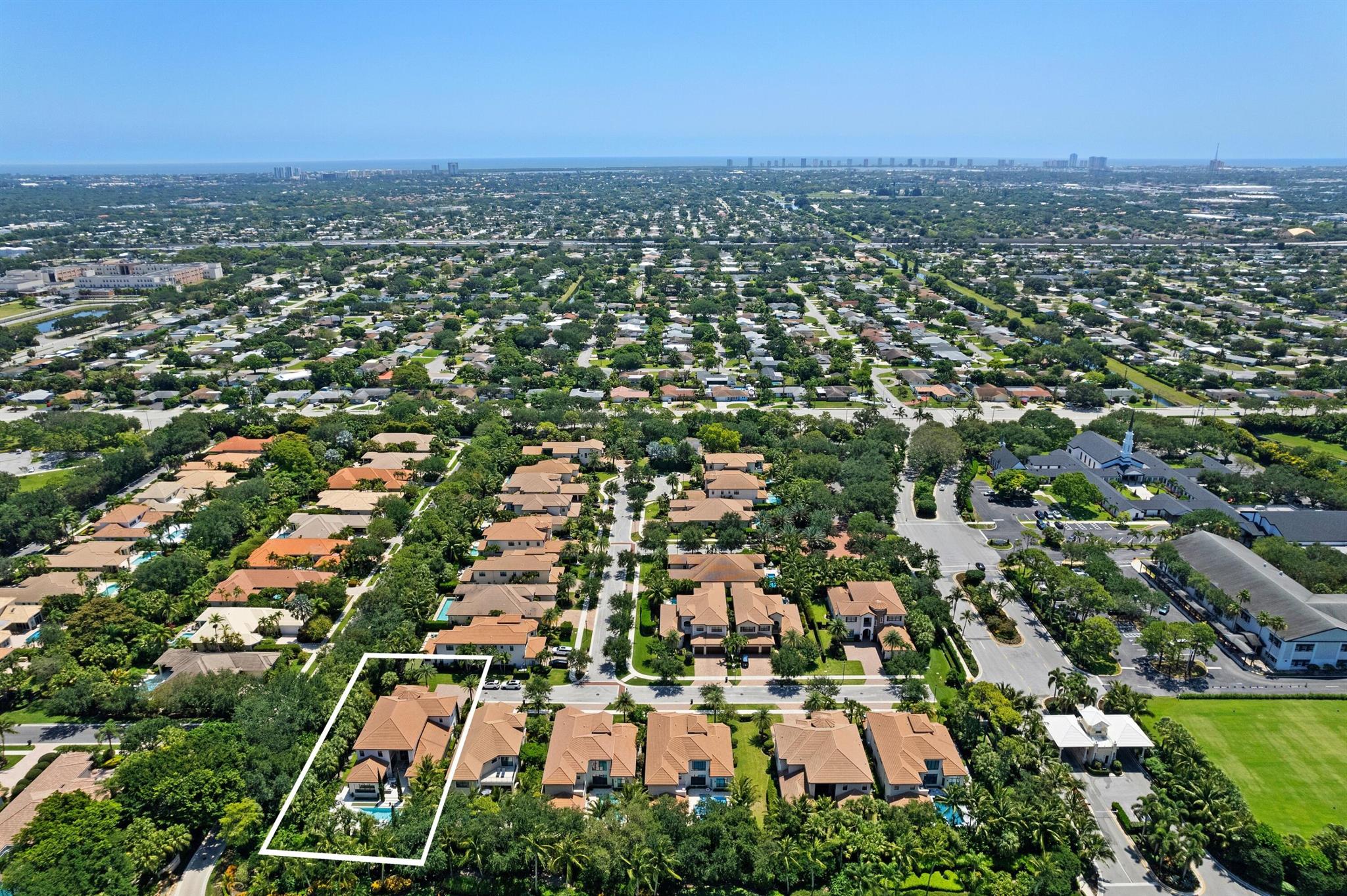 205 Gardenia Isles Drive