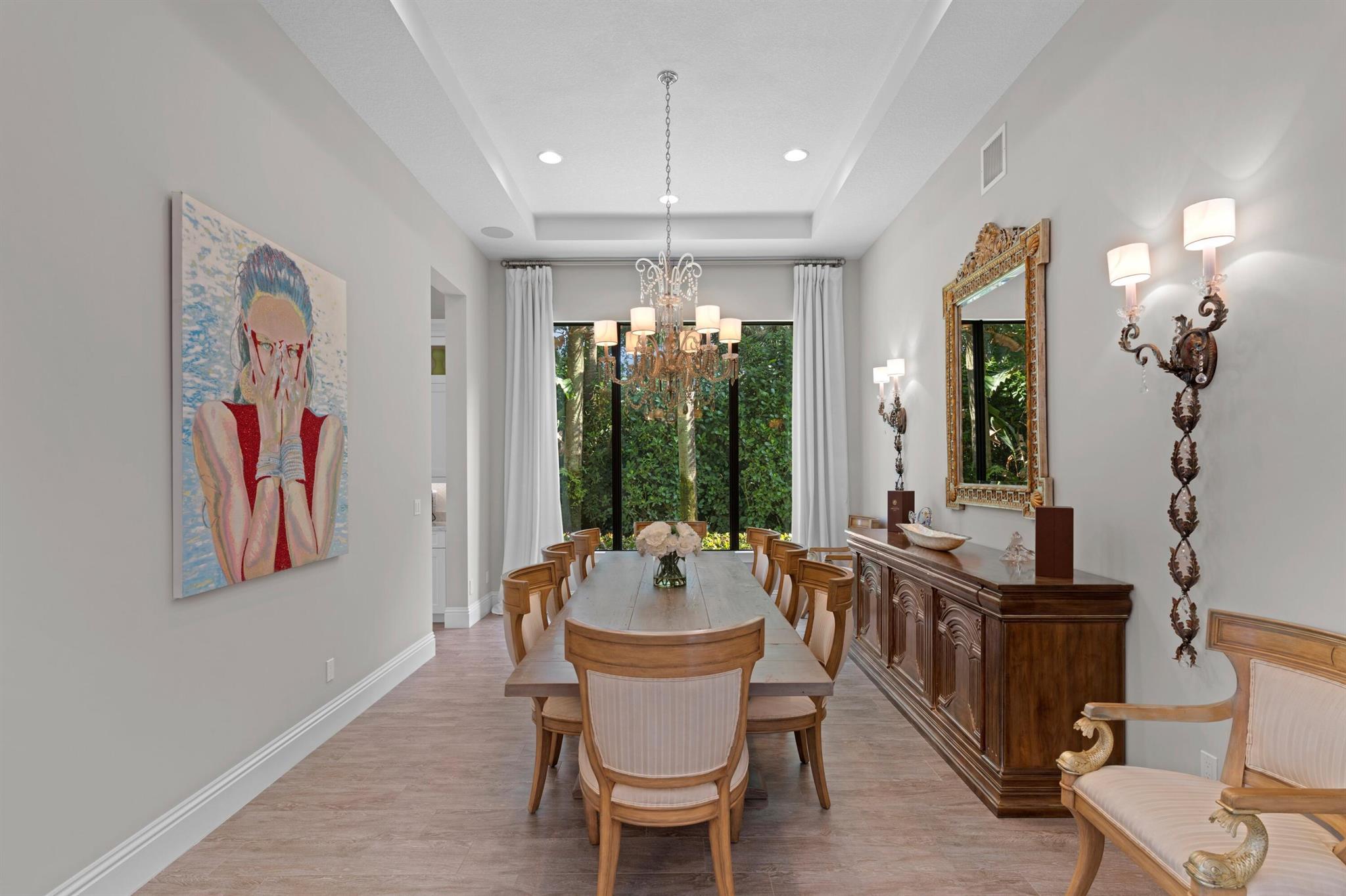 205 Gardenia Isles Drive