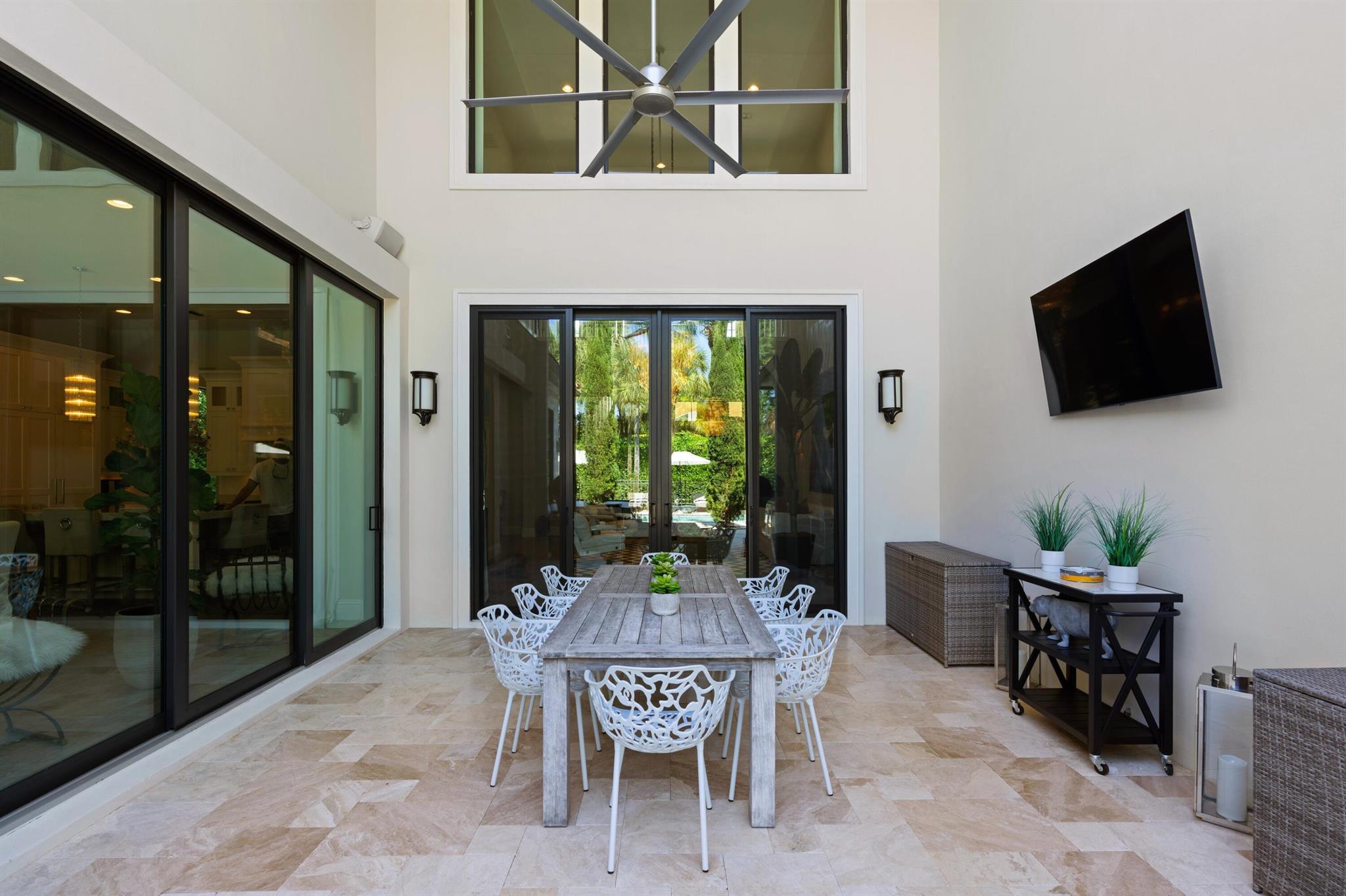 205 Gardenia Isles Drive