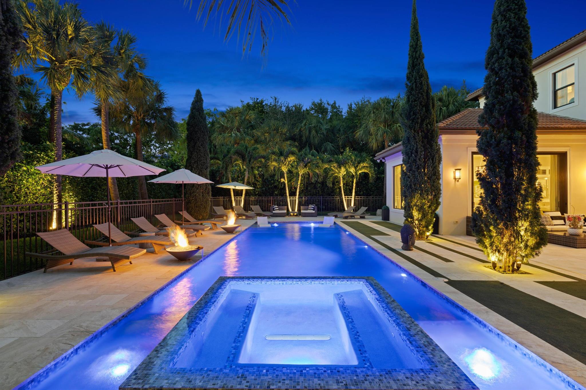 205 Gardenia Isles Drive
