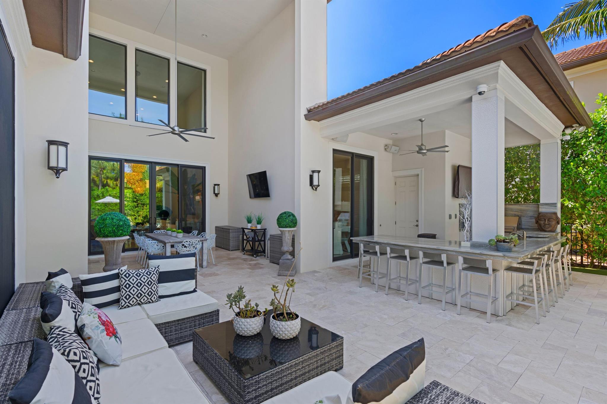 205 Gardenia Isles Drive