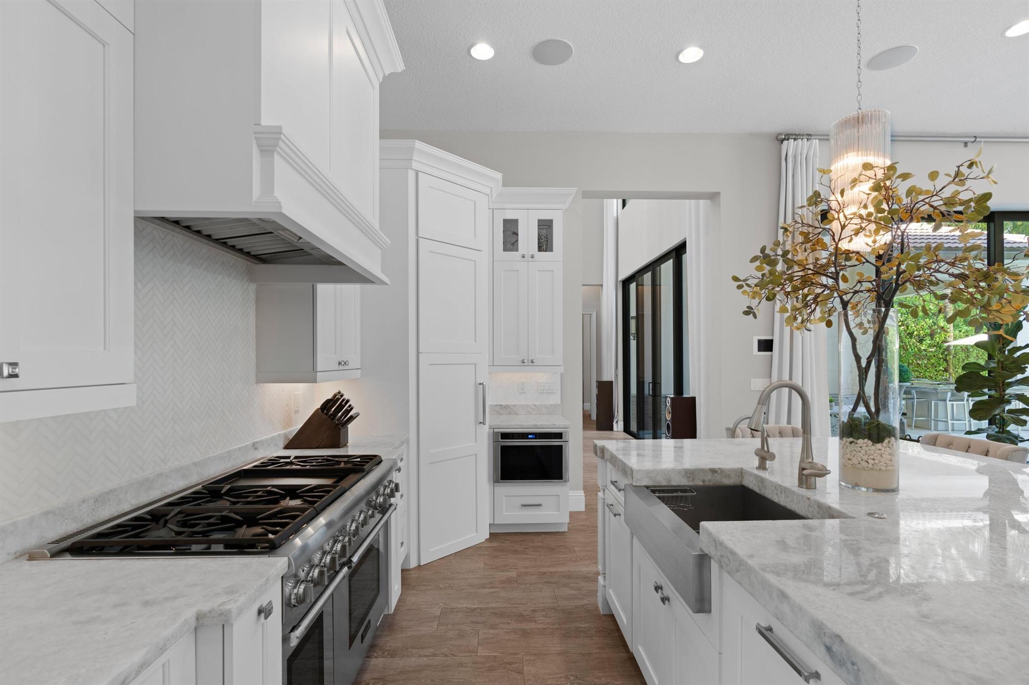 205 Gardenia Isles Drive