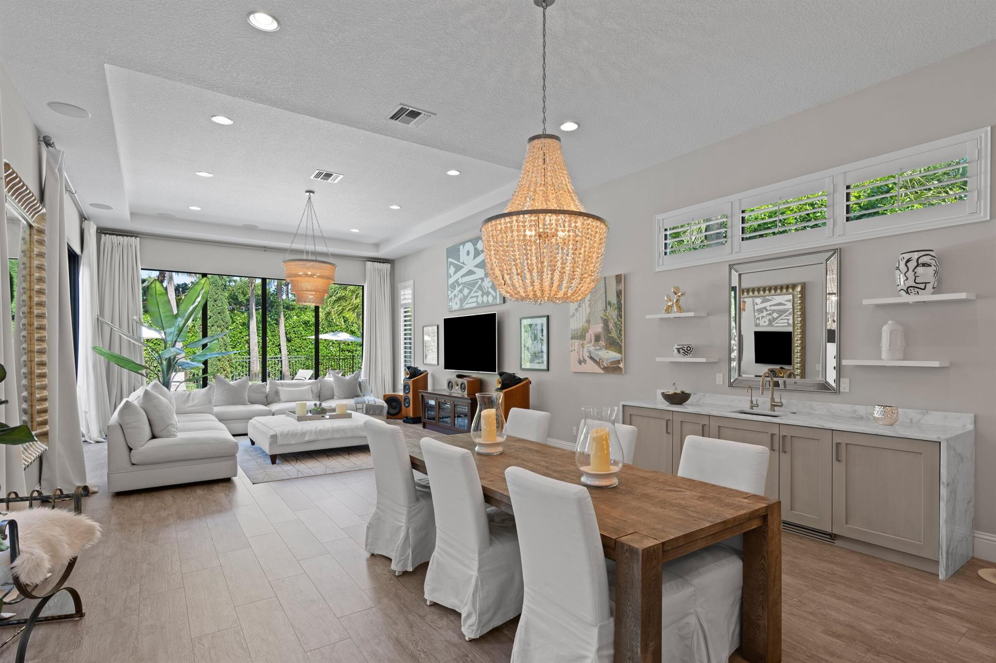 205 Gardenia Isles Drive