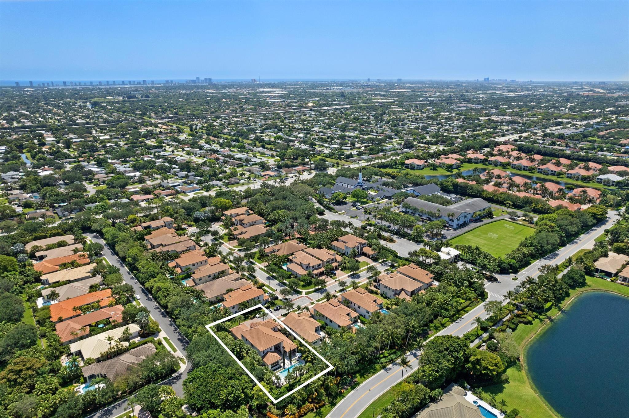 205 Gardenia Isles Drive