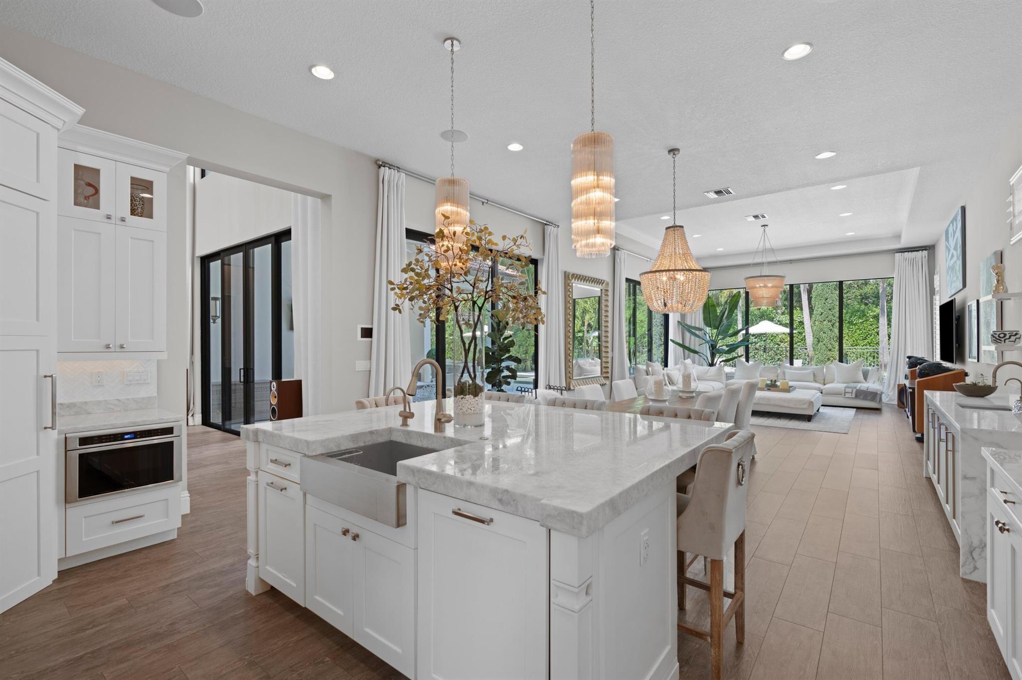 205 Gardenia Isles Drive