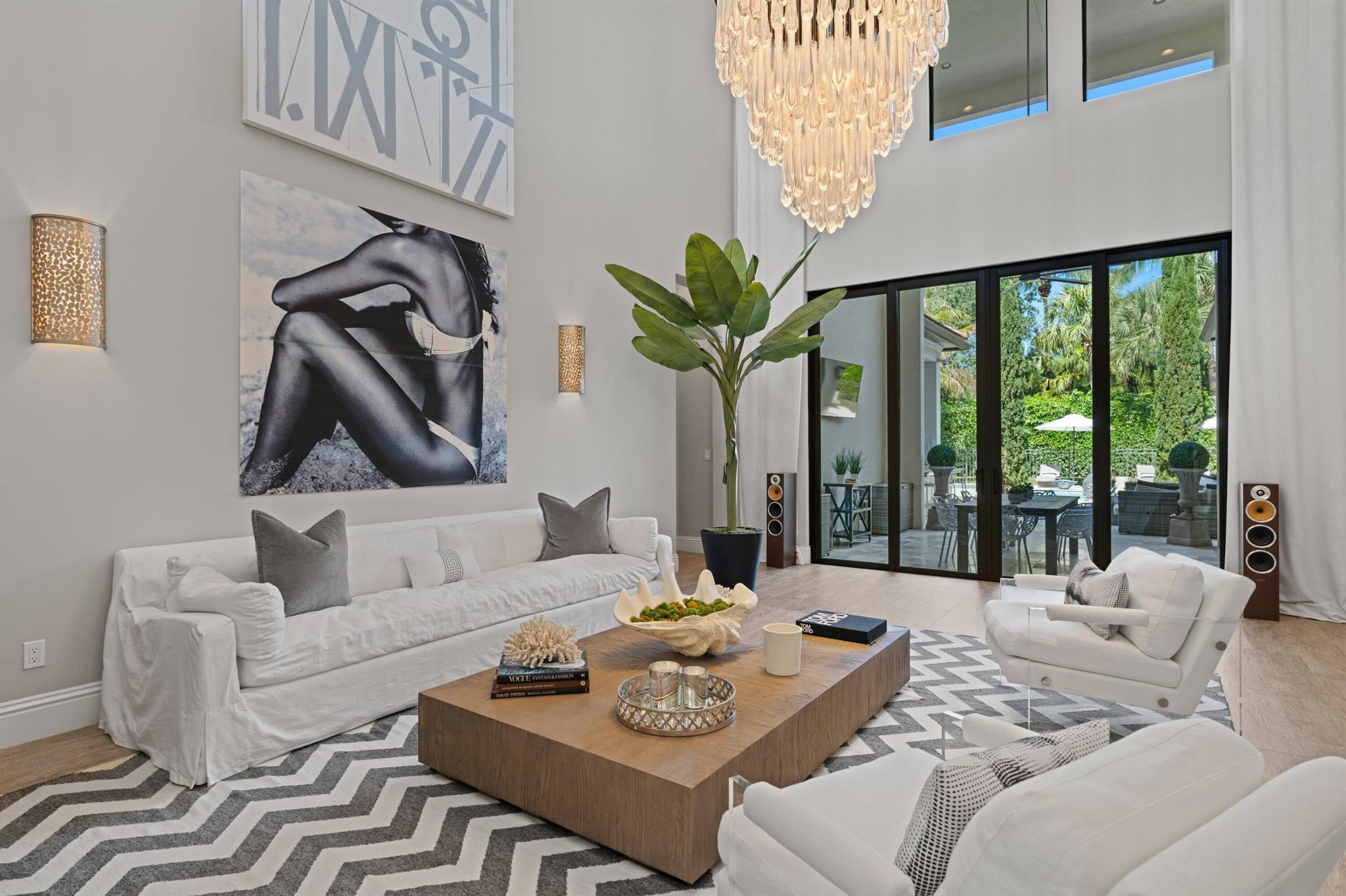 205 Gardenia Isles Drive