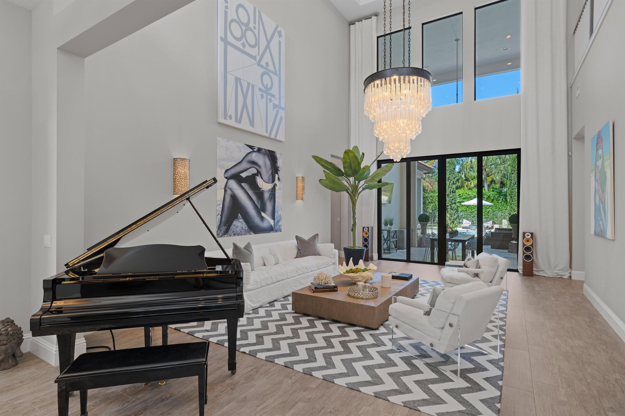 205 Gardenia Isles Drive
