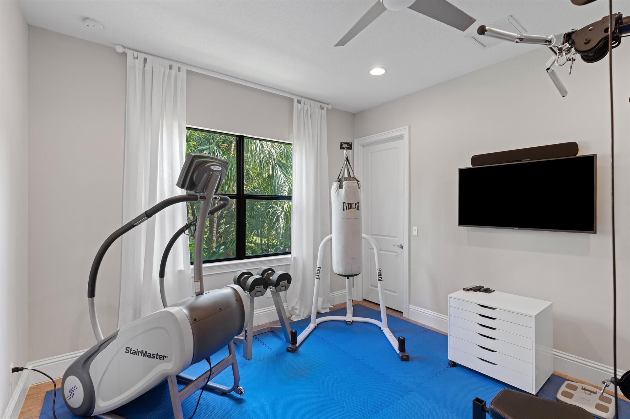 205 Gardenia Isles Drive