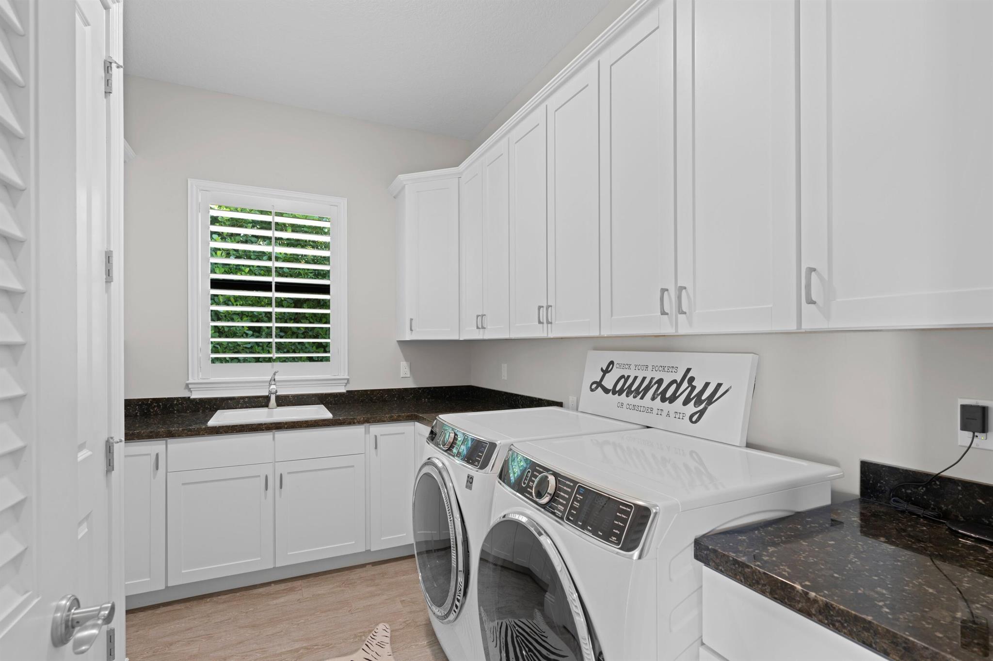 205 Gardenia Isles Drive