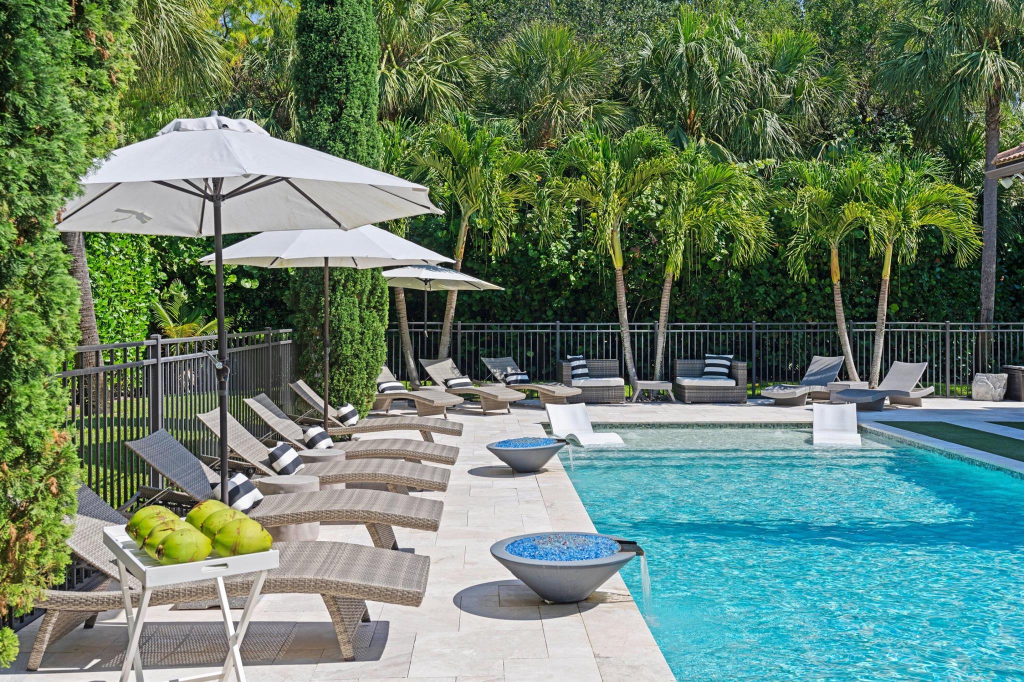 205 Gardenia Isles Drive