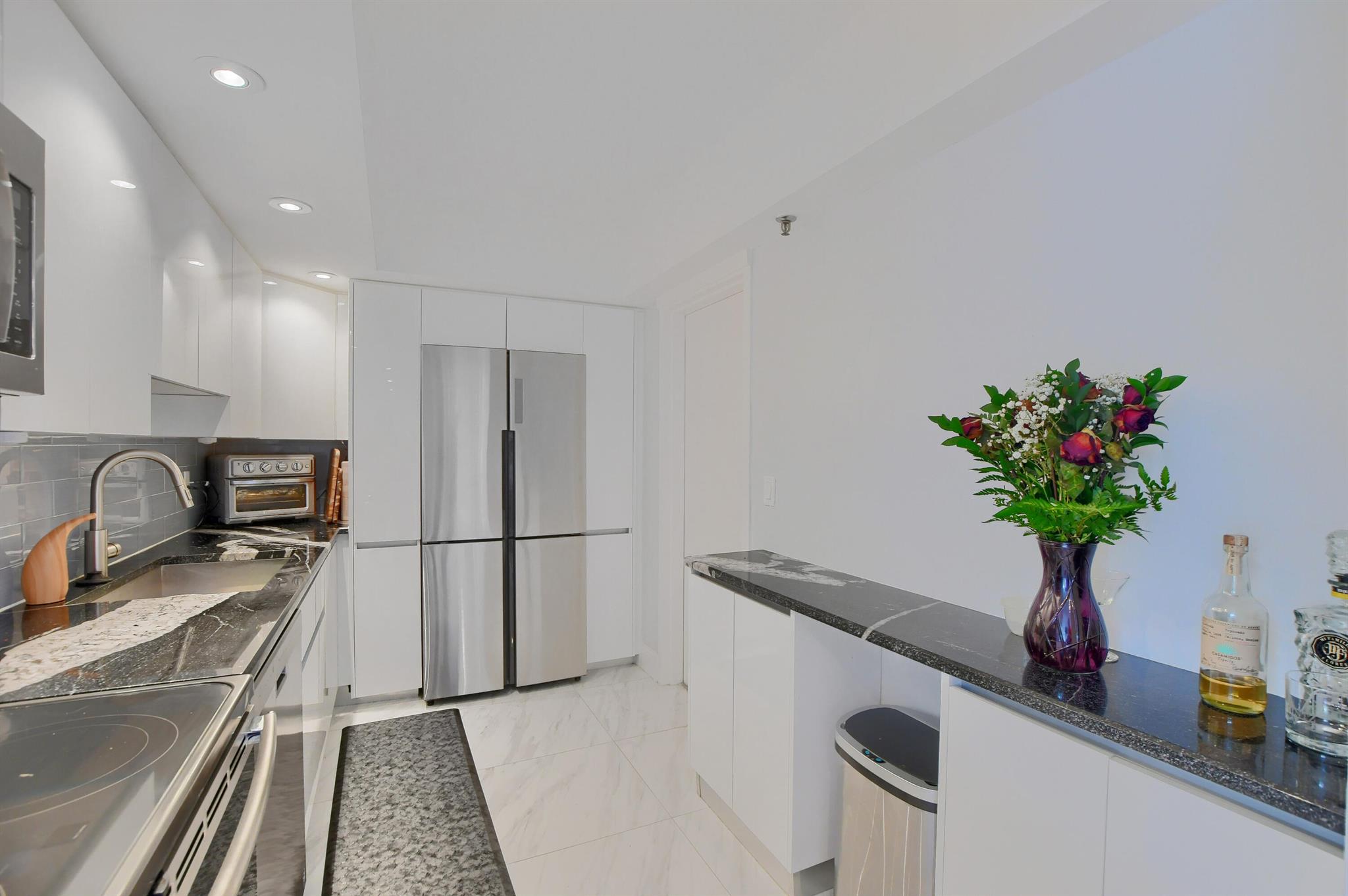 7786 Lakeside Boulevard Unit: 633