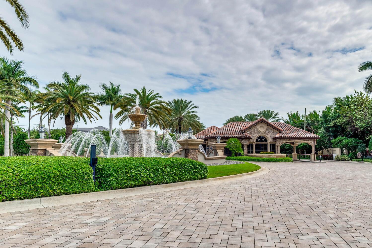4900 Sanctuary Lane