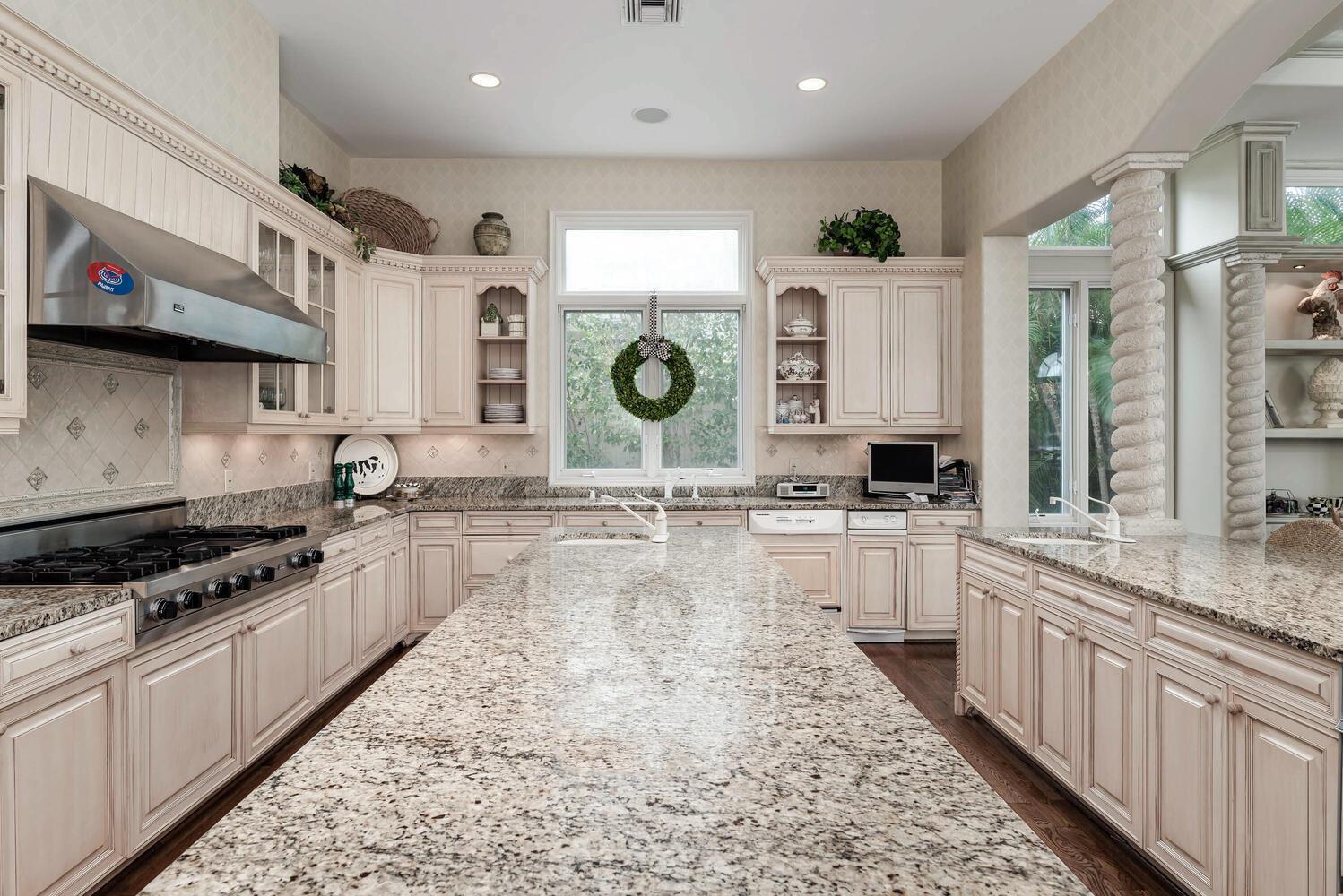 4900 Sanctuary Lane