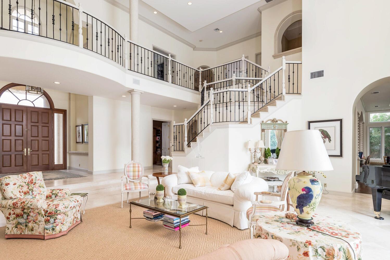 4900 Sanctuary Lane