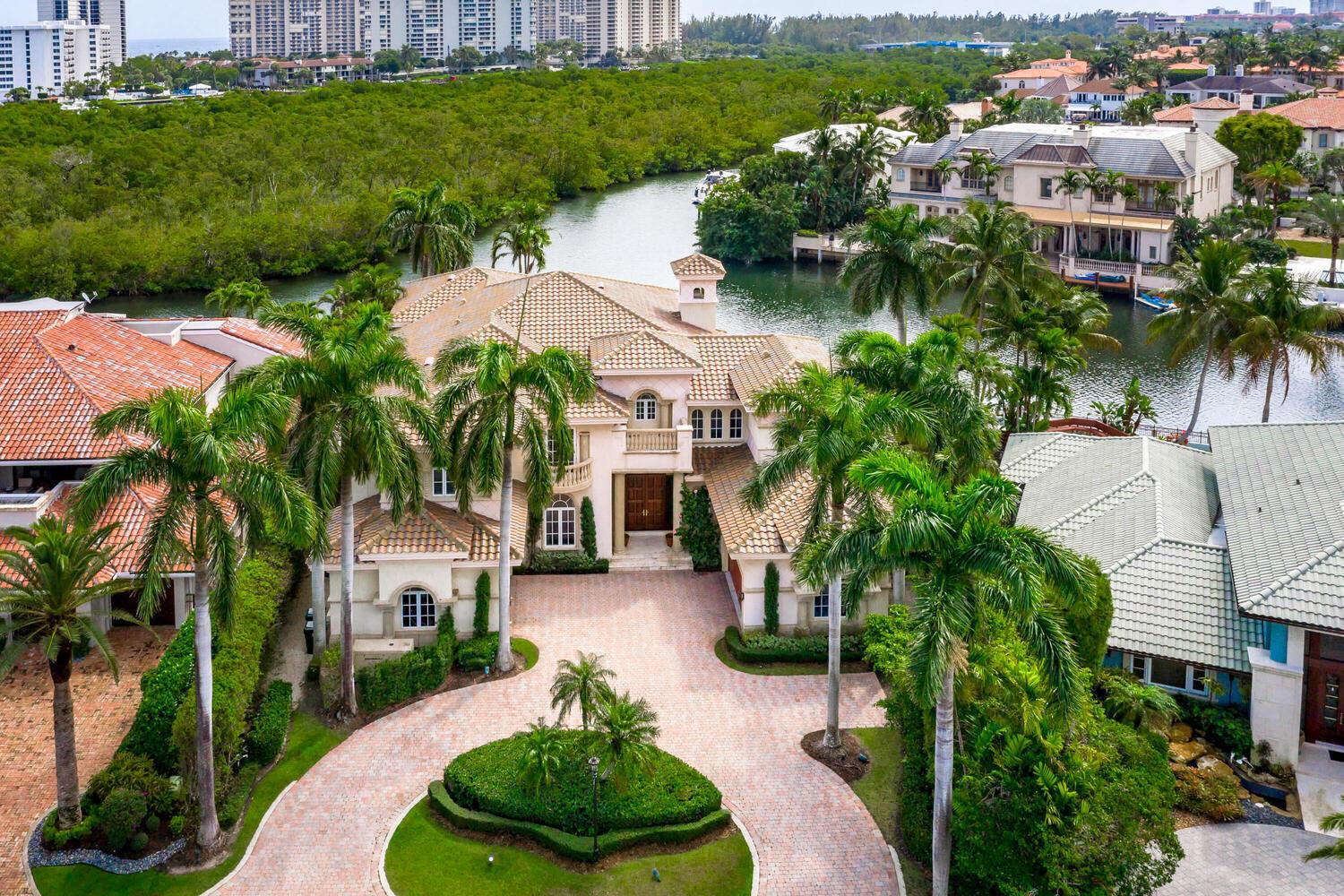 4900 Sanctuary Lane