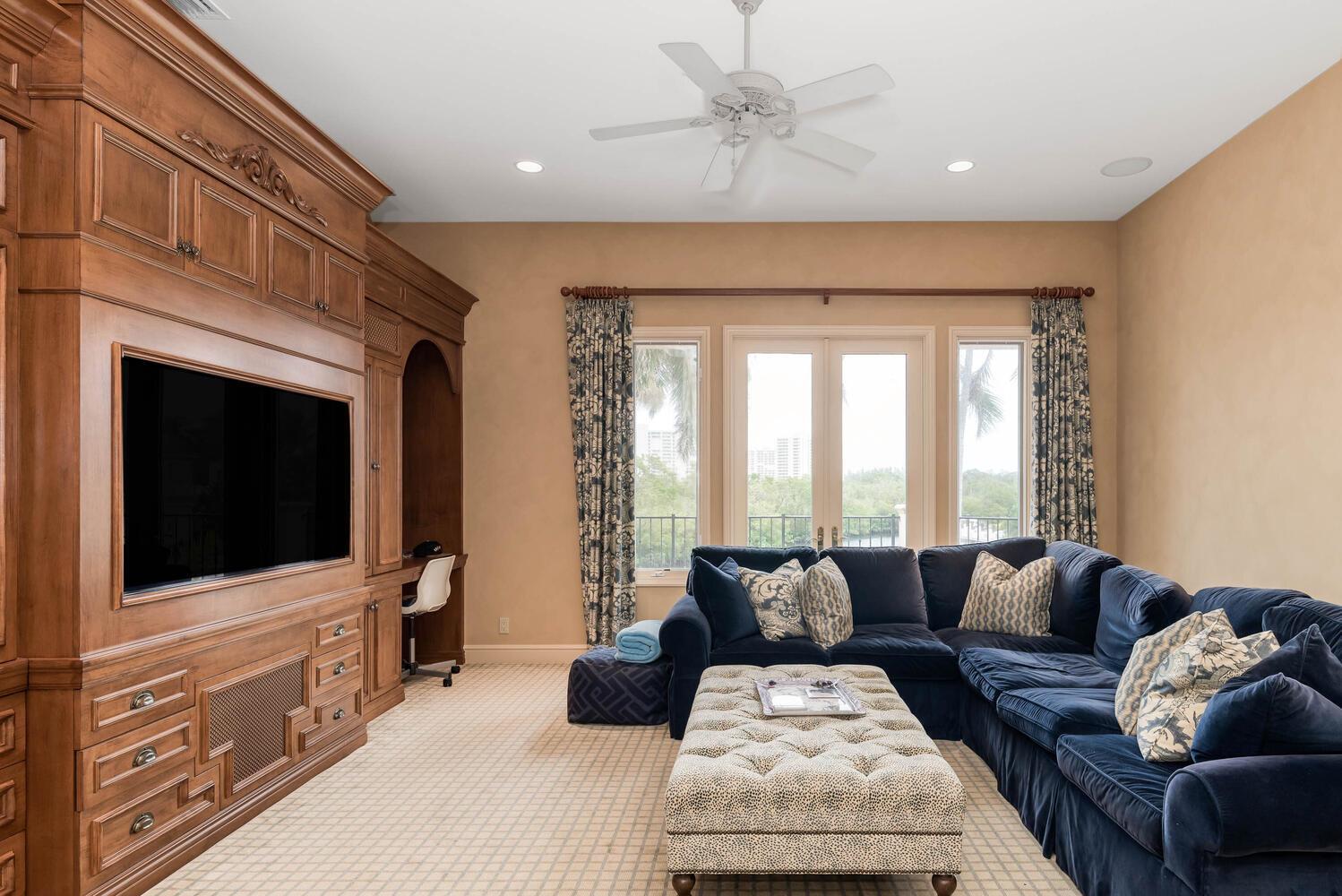 4900 Sanctuary Lane