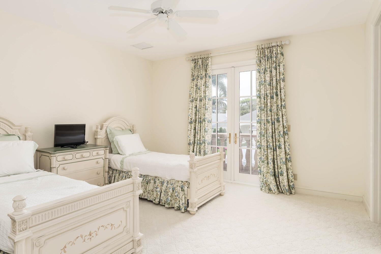 4900 Sanctuary Lane