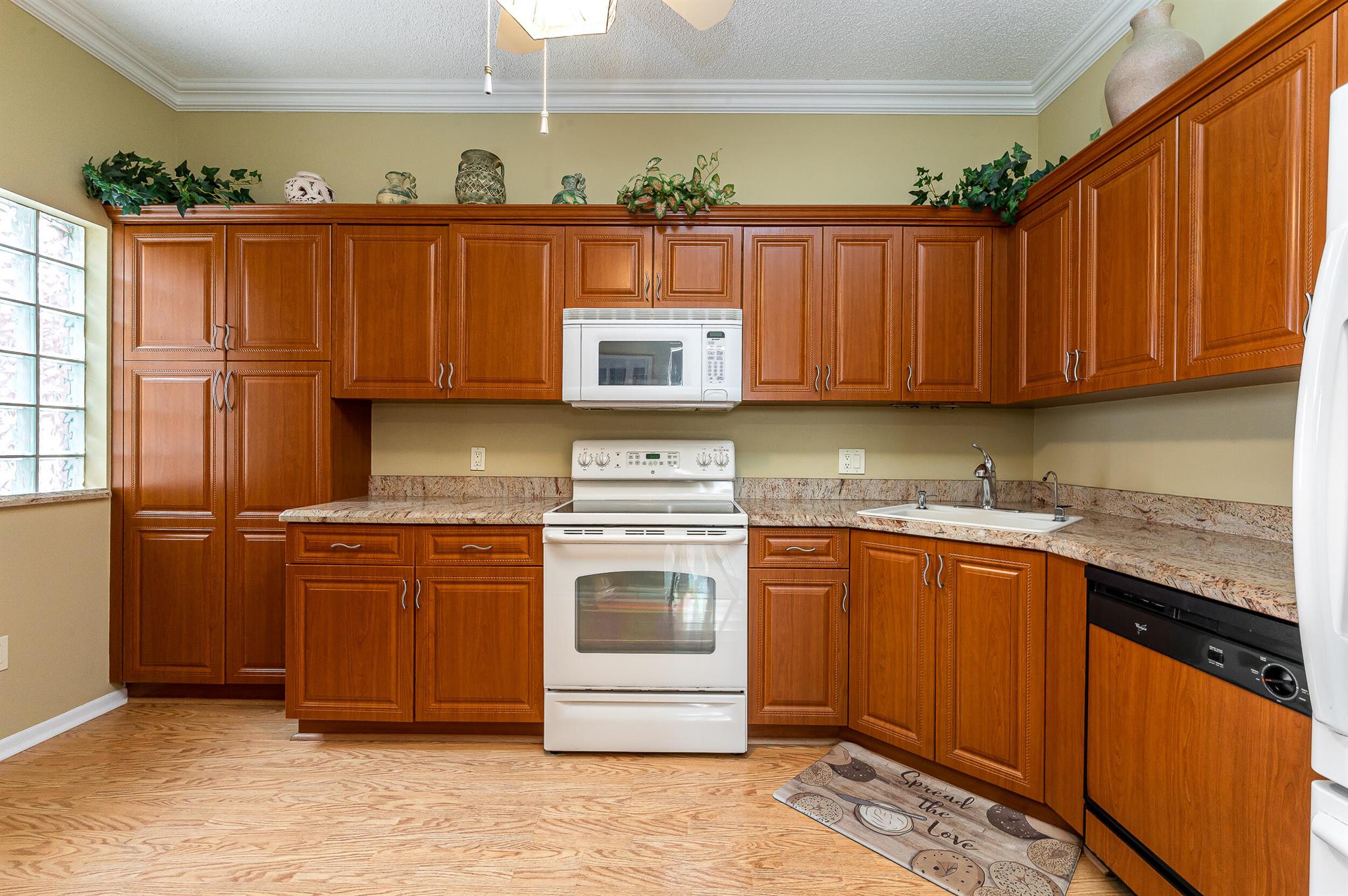 5275 Europa Drive Unit: O