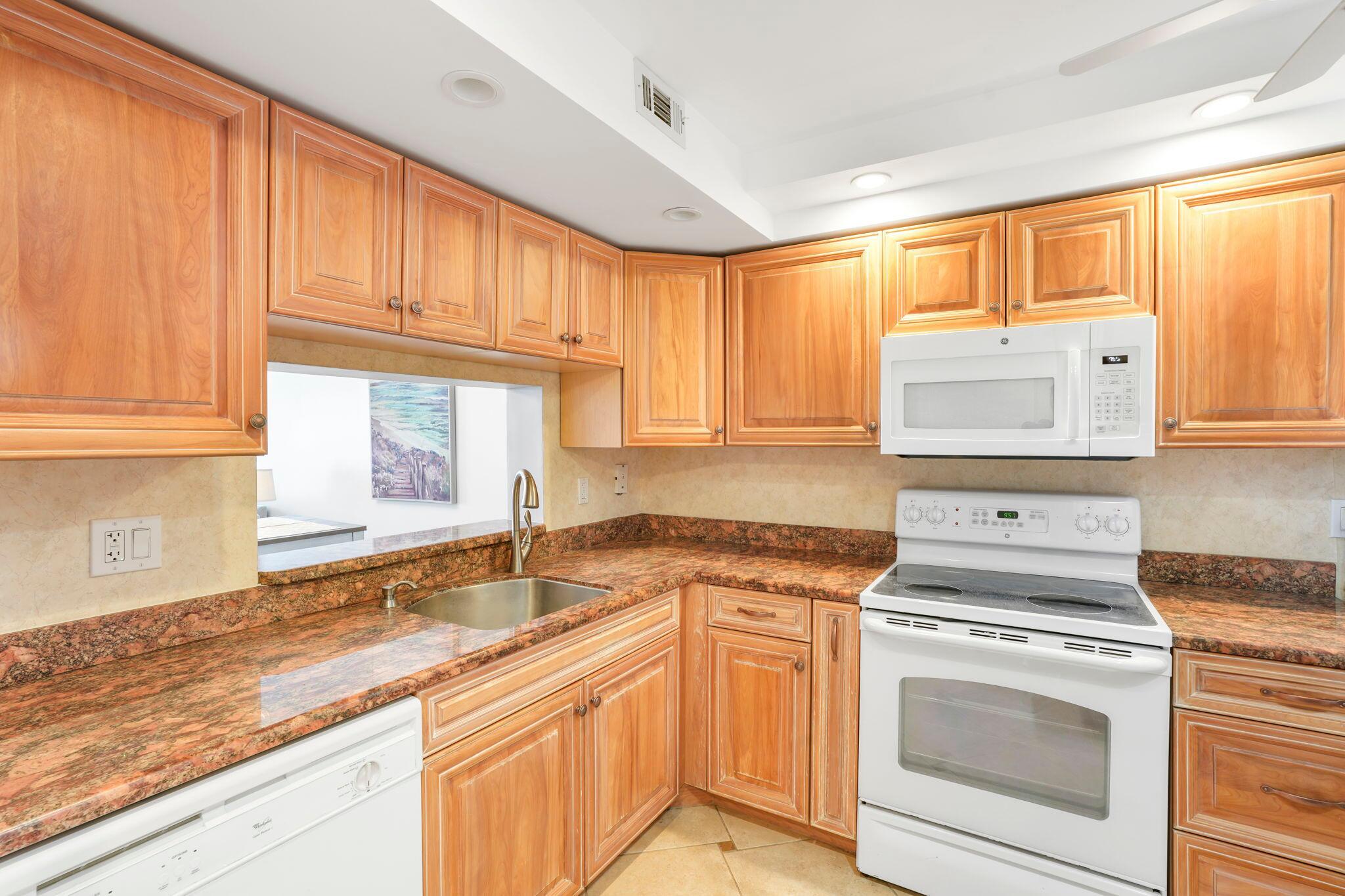 3581 S Ocean Boulevard Unit: 4b
