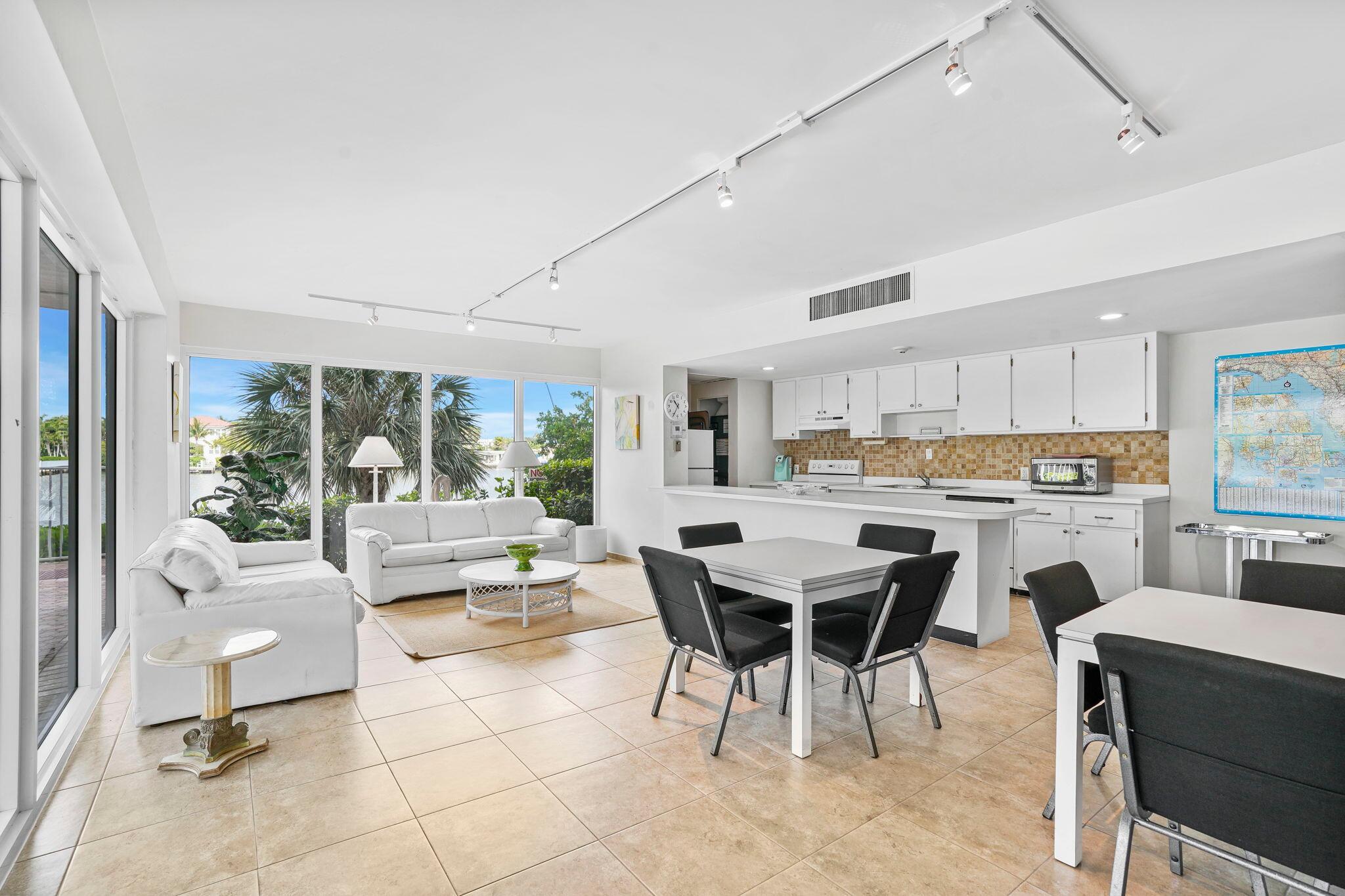 3581 S Ocean Boulevard Unit: 4b