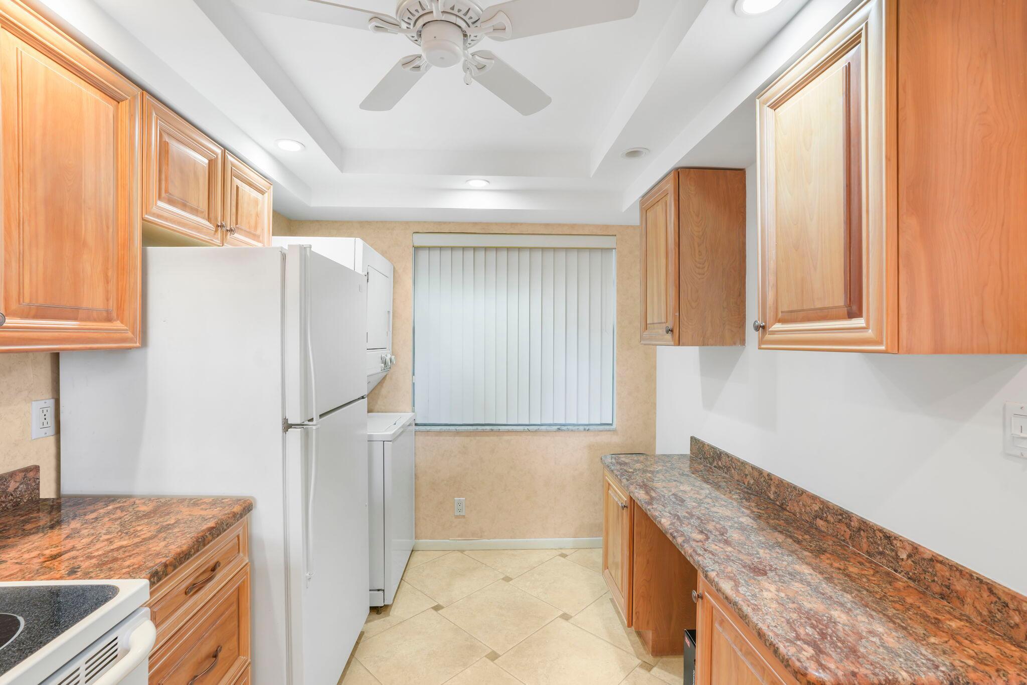 3581 S Ocean Boulevard Unit: 4b