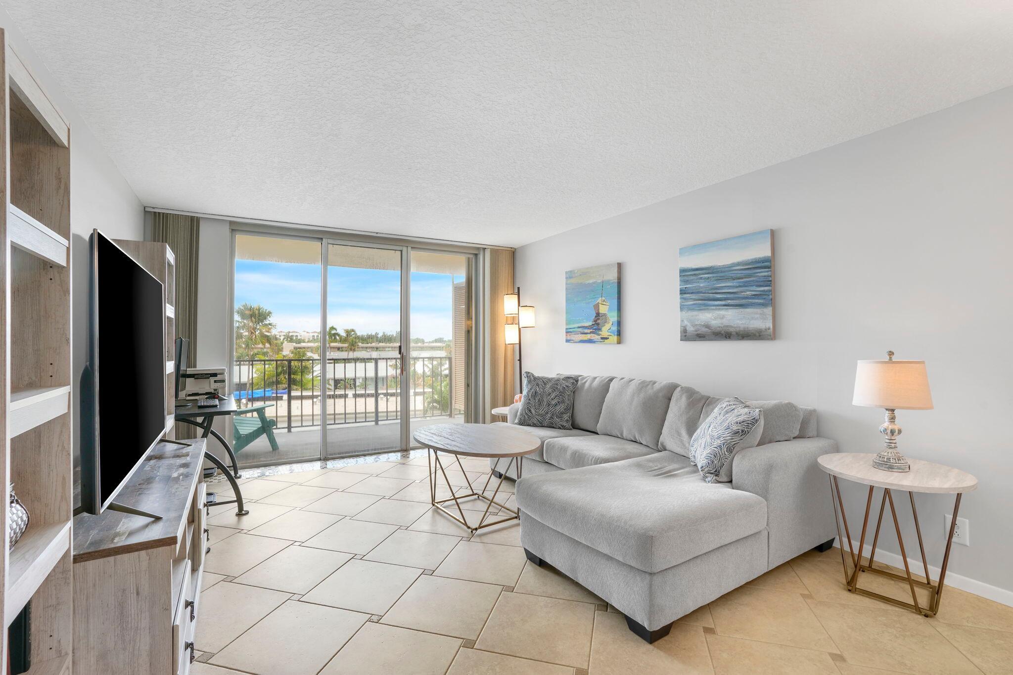 3581 S Ocean Boulevard Unit: 4b
