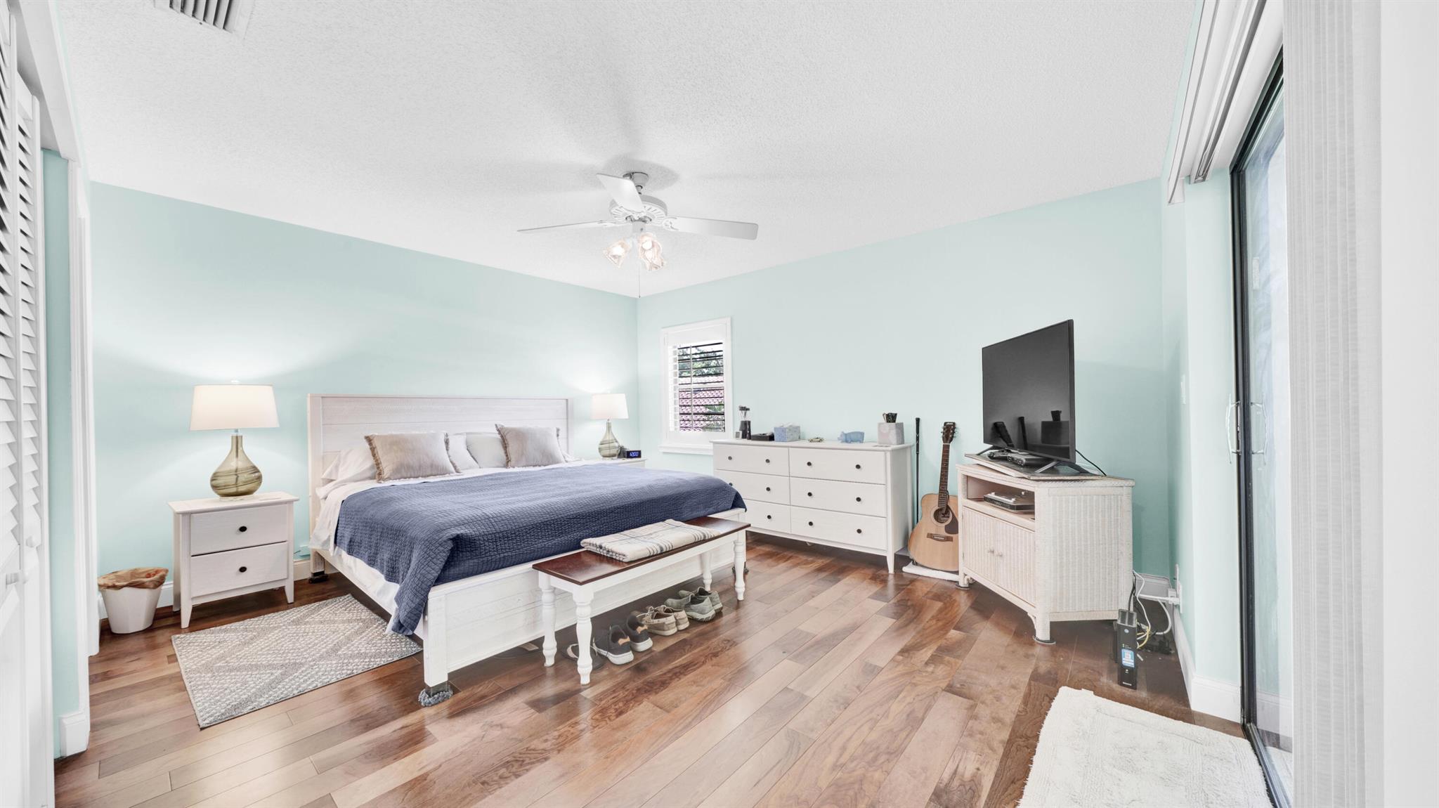 10837 Bahama Palm Way 202