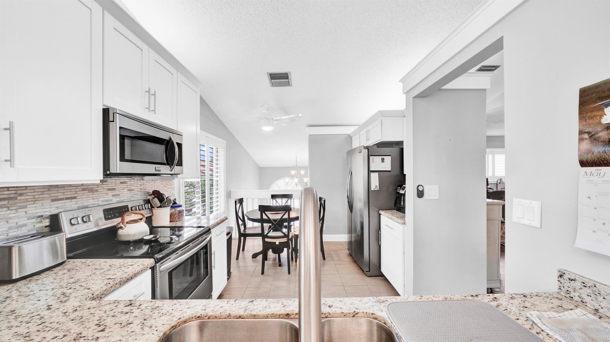 10837 Bahama Palm Way 202