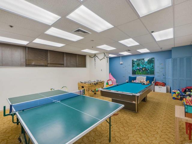 5380 N Ocean Drive 2e