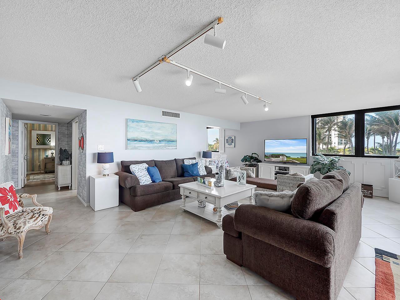 5380 N Ocean Drive 2e