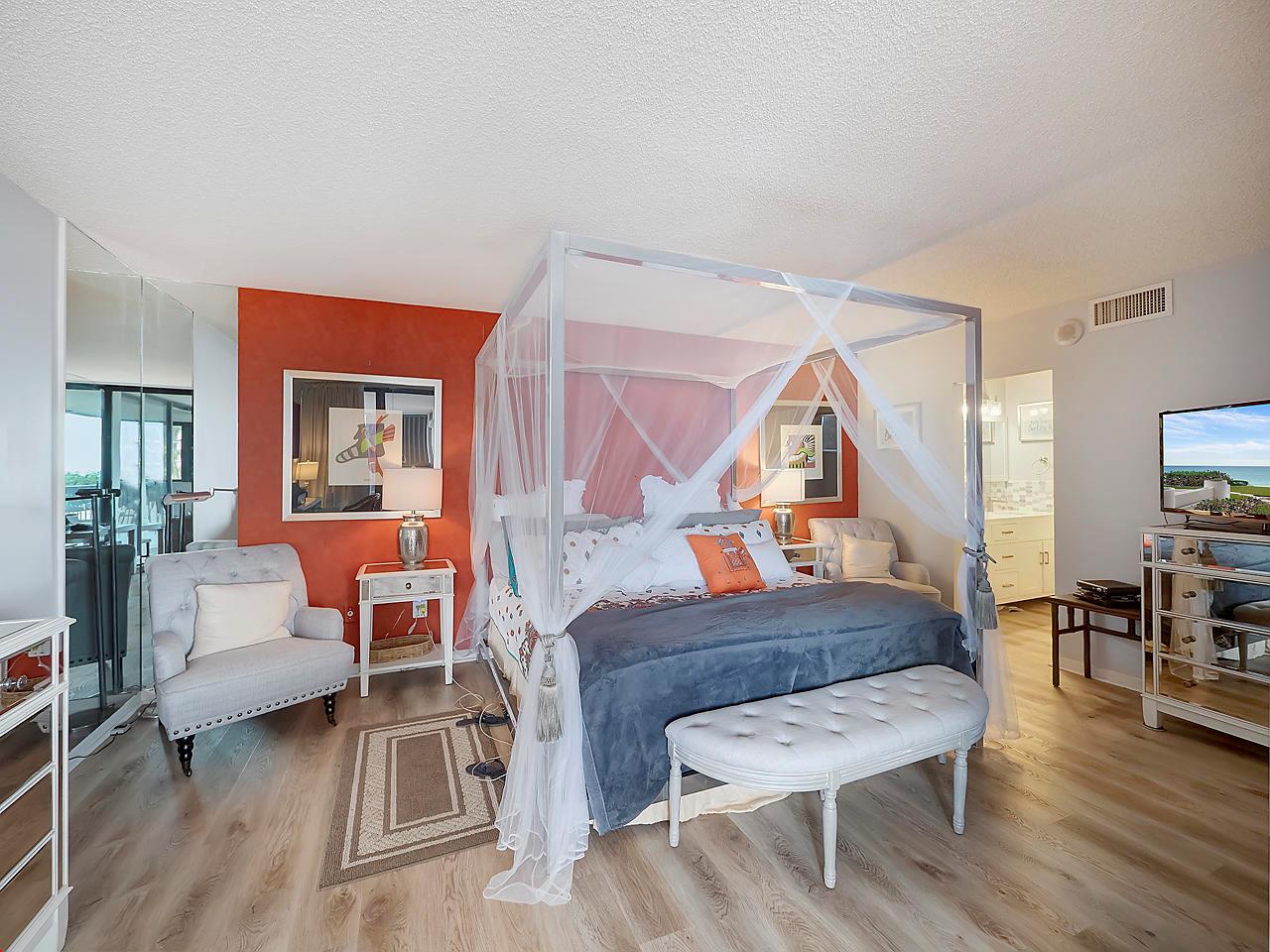 5380 N Ocean Drive 2e