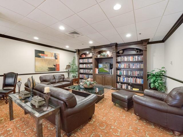 5380 N Ocean Drive 2e