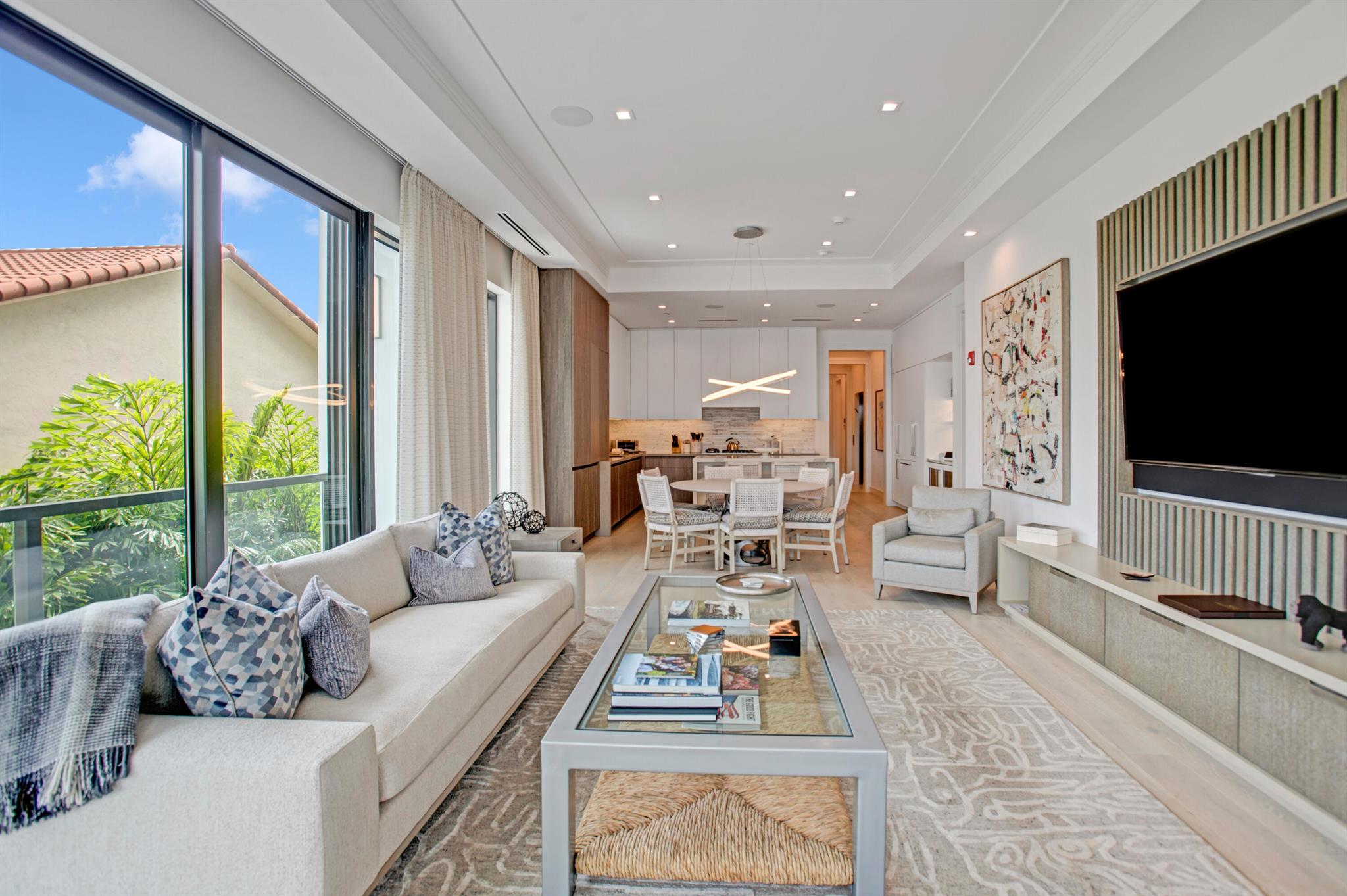 344 Venetian Drive 102