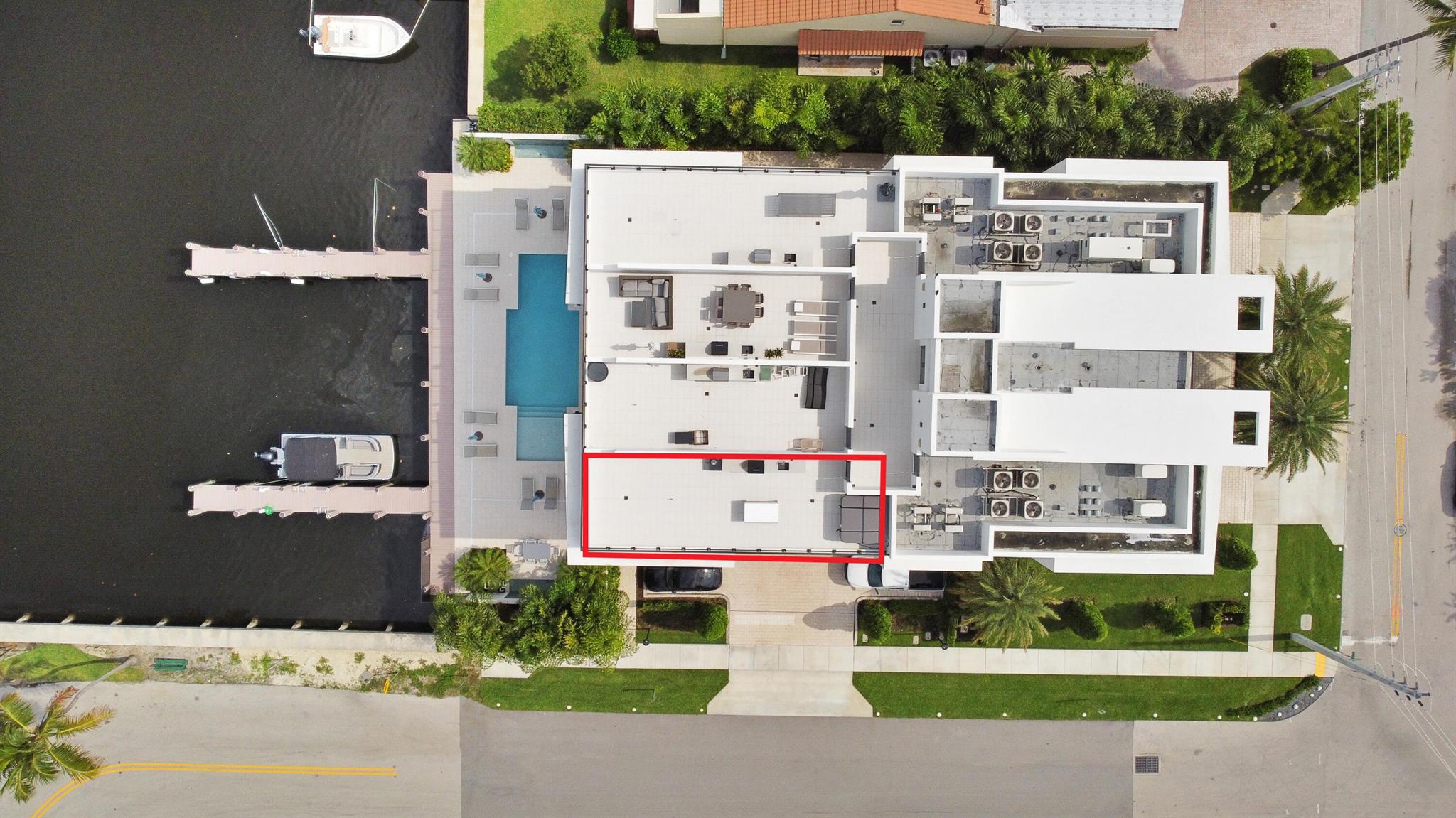 344 Venetian Drive 102