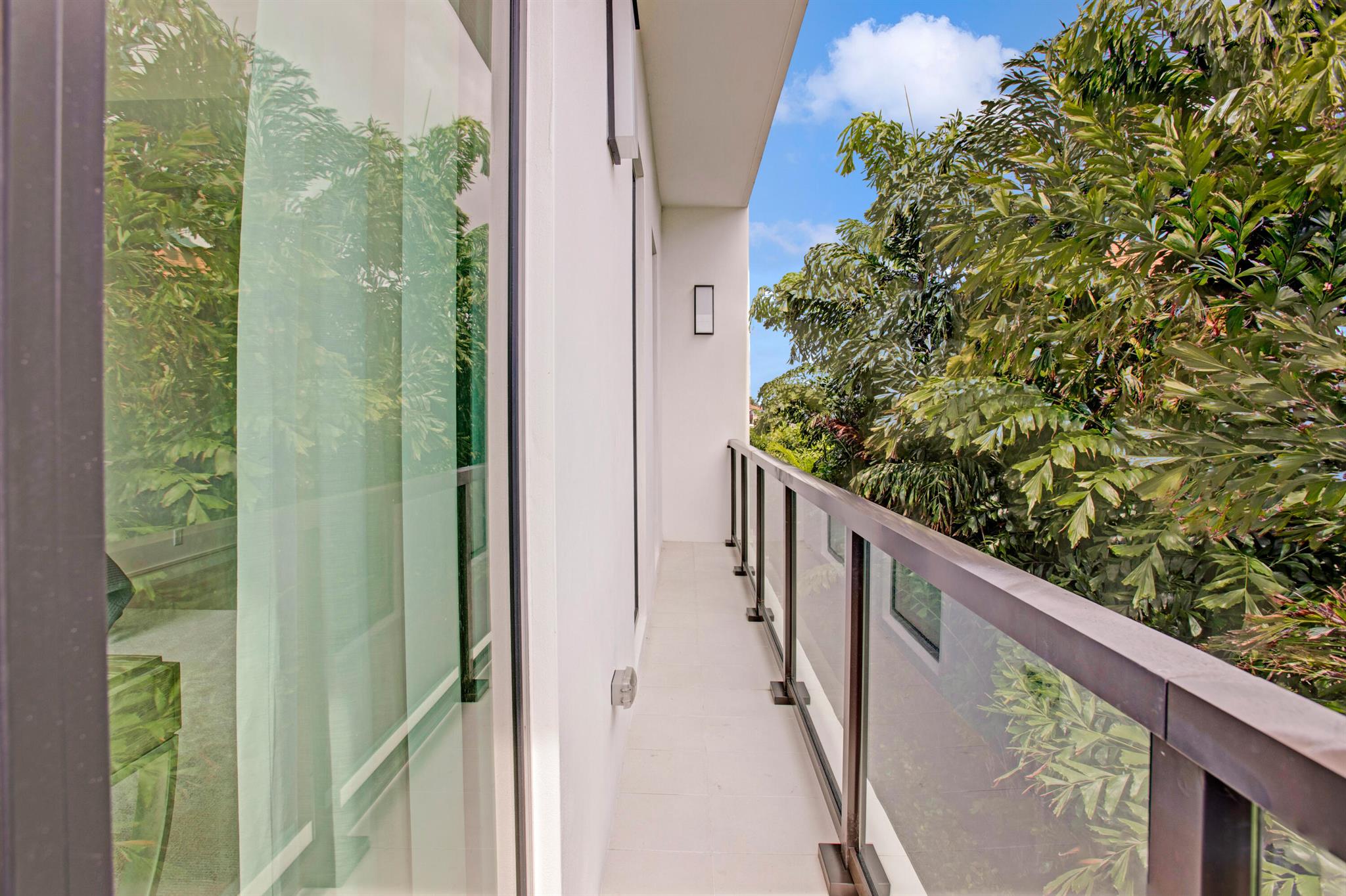 344 Venetian Drive 102
