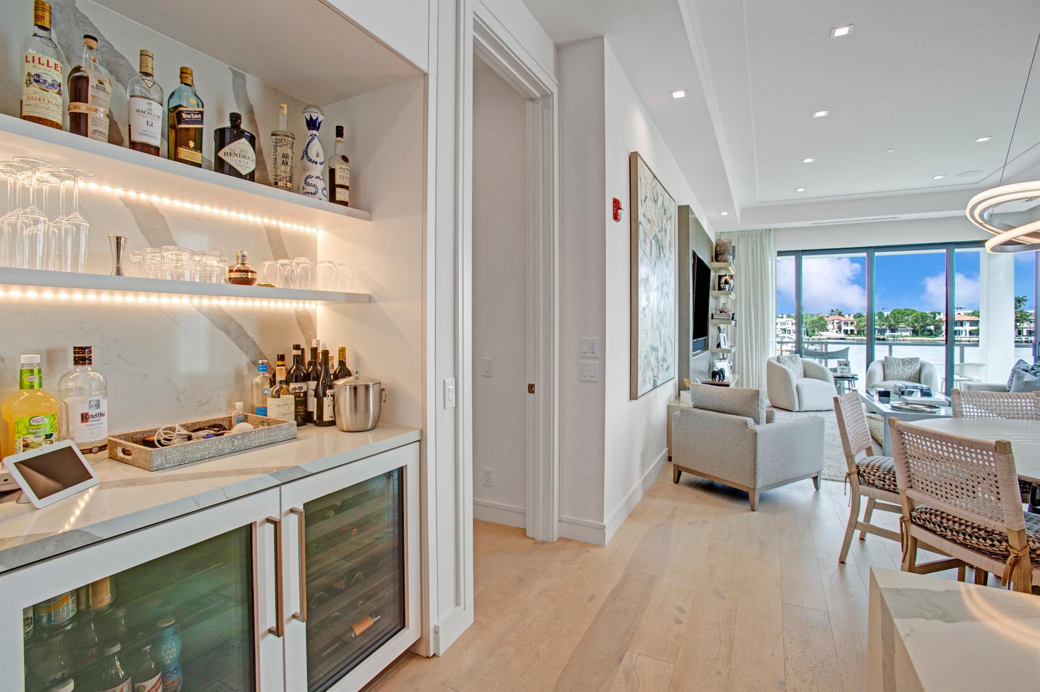 344 Venetian Drive 102