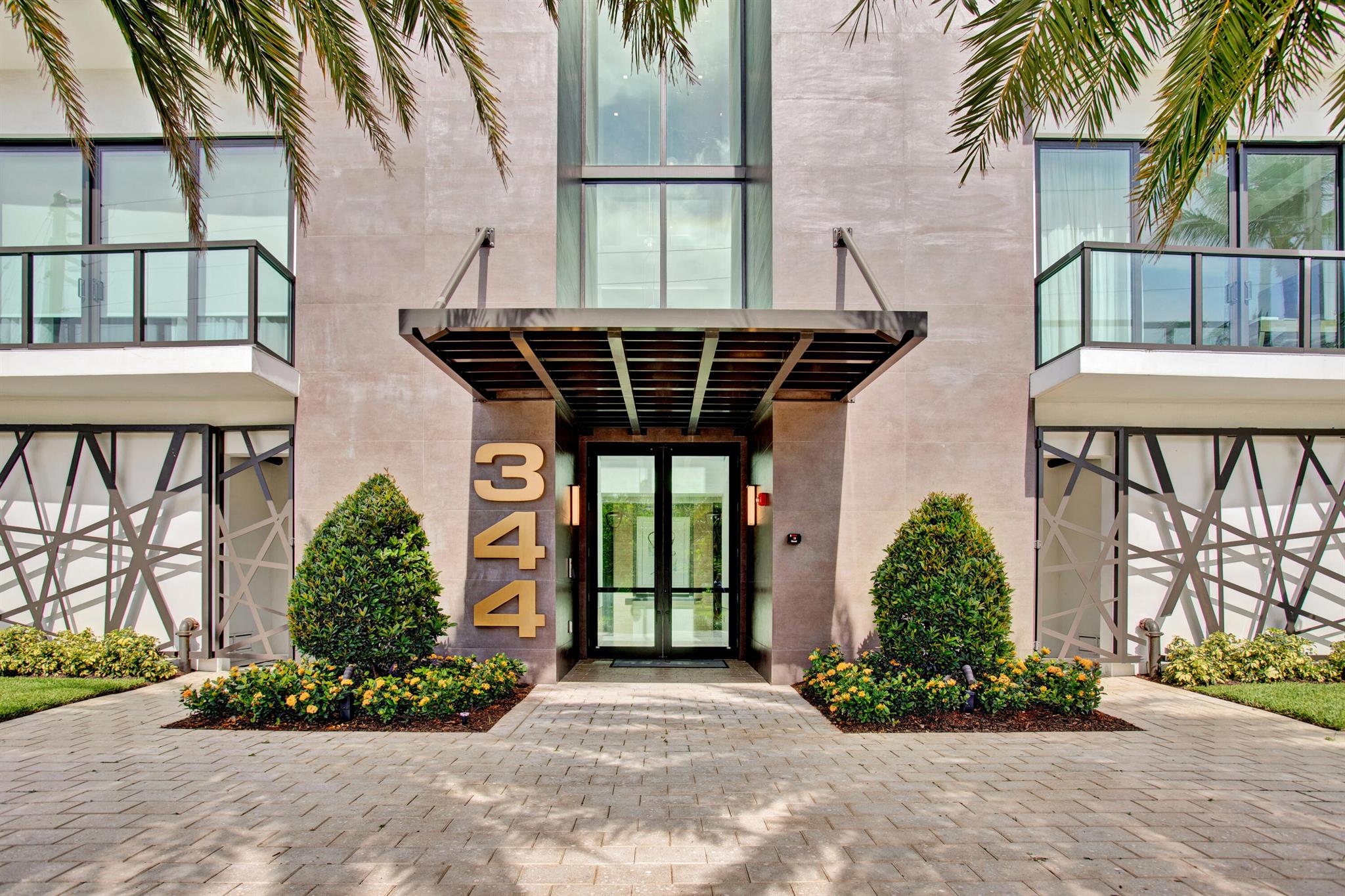 344 Venetian Drive 102