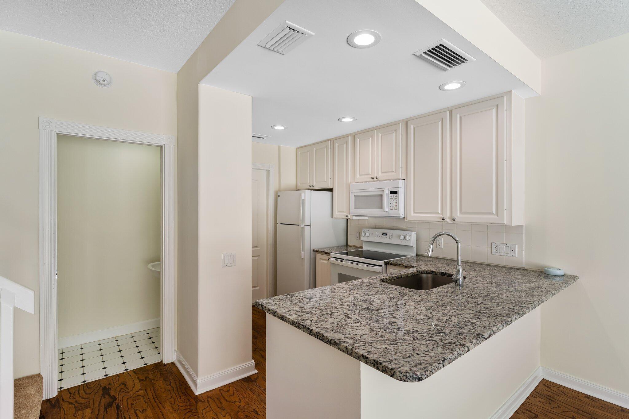 51 Live Oak Circle