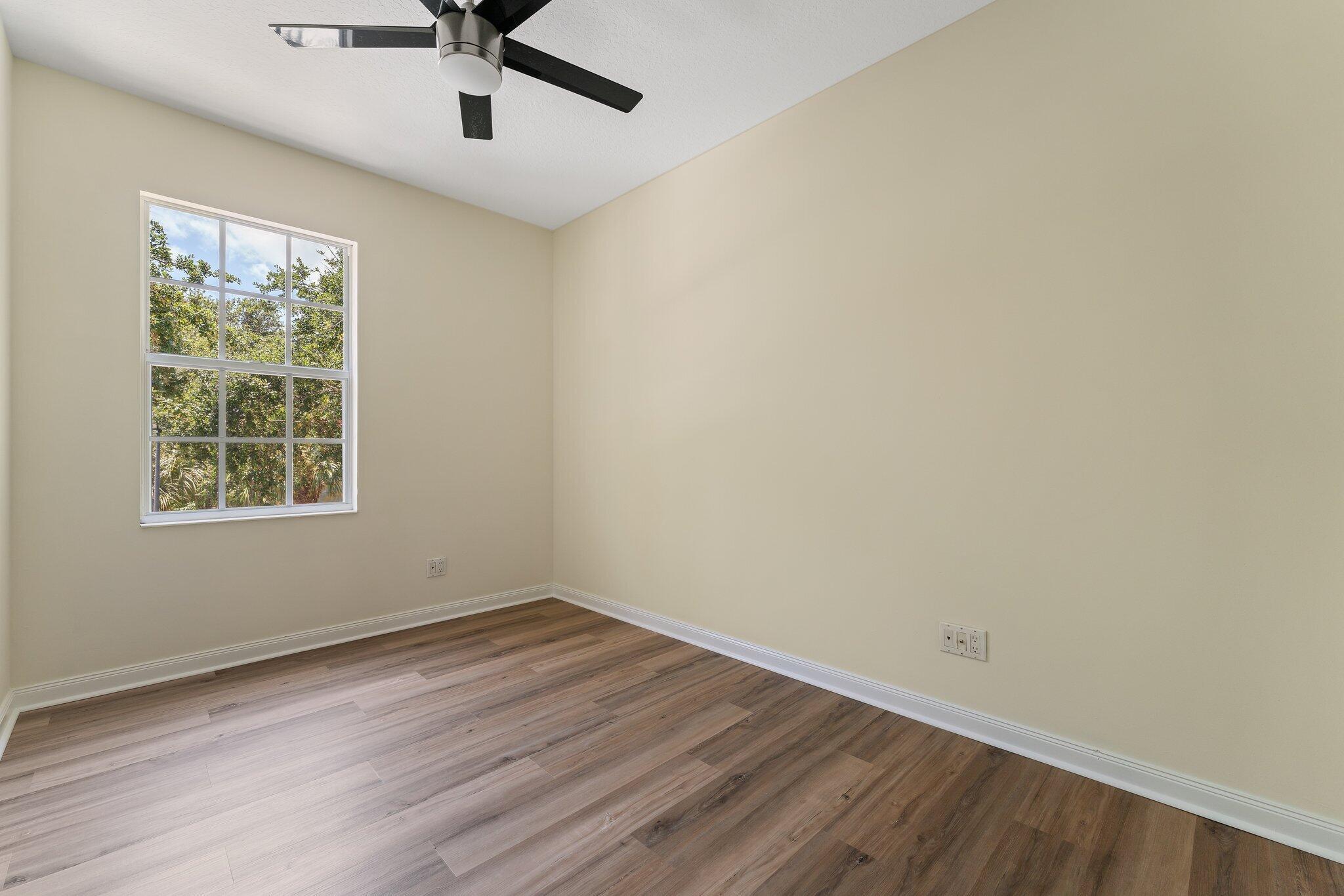 51 Live Oak Circle