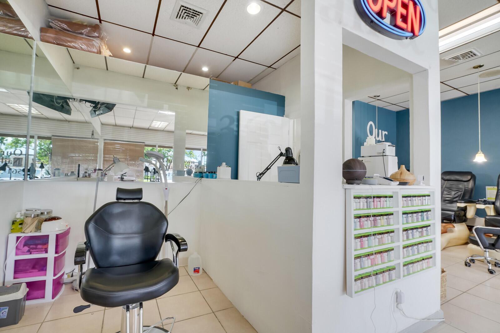 3257 N Federal Highway