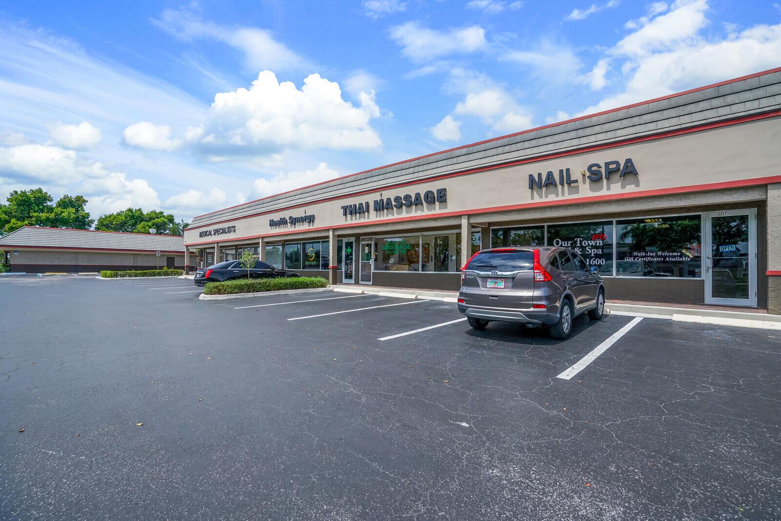 3257 N Federal Highway