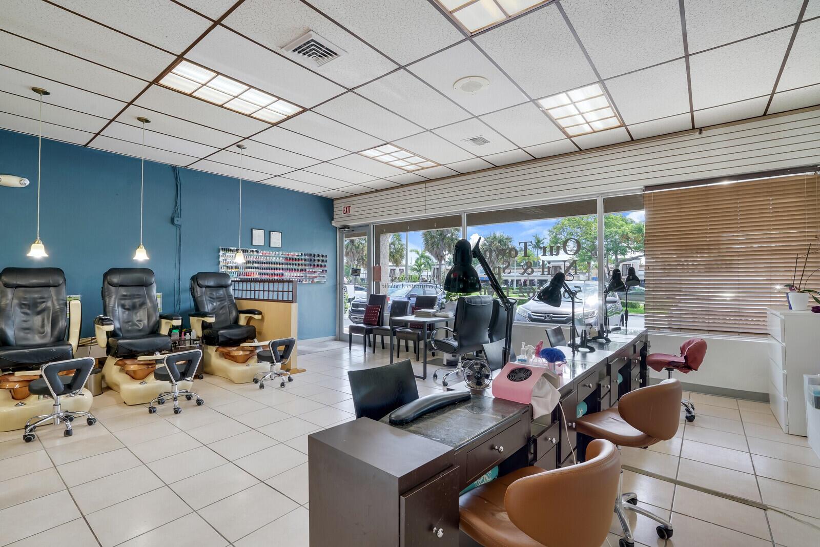 3257 N Federal Highway