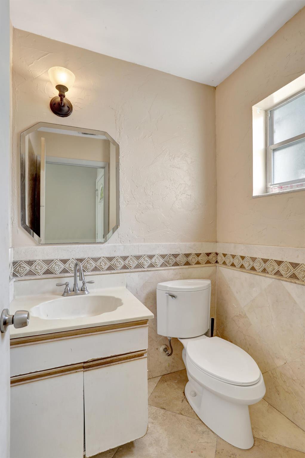 817 Crystal Lake Drive