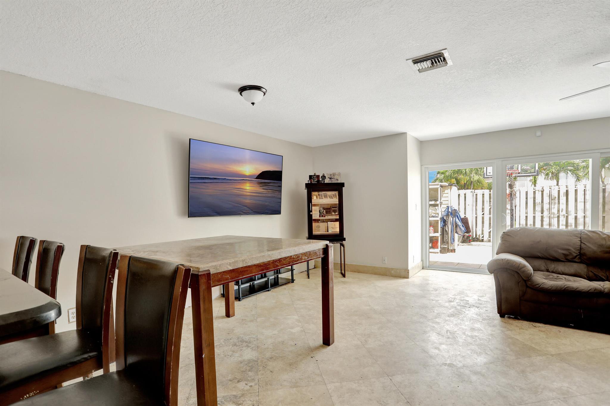 817 Crystal Lake Drive