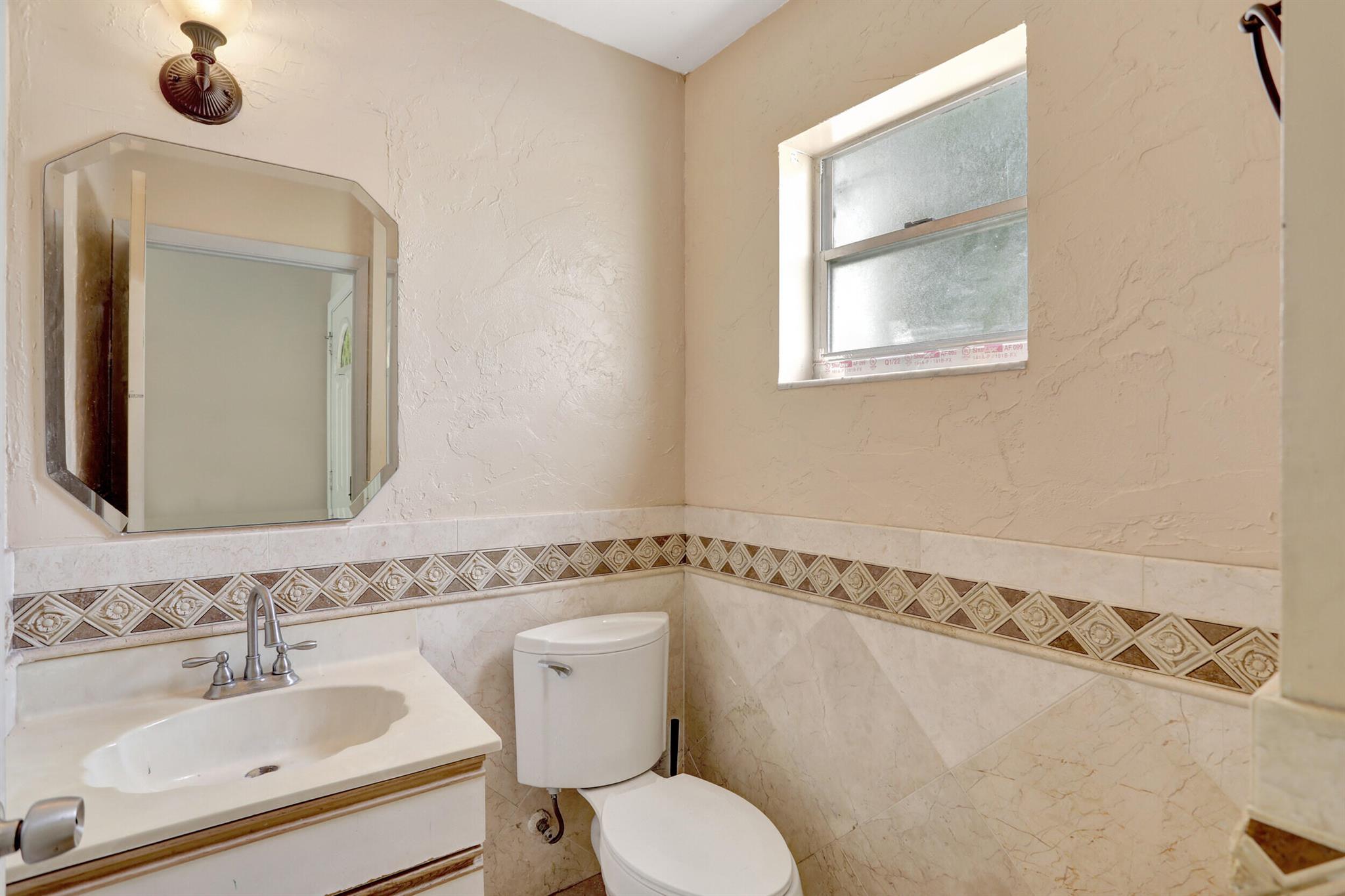 817 Crystal Lake Drive